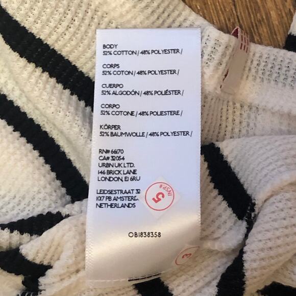 NWOT BDG Urban Outfitters Black White Willow Boatneck Long Sleeve Thermal Top - Picture 11 of 12